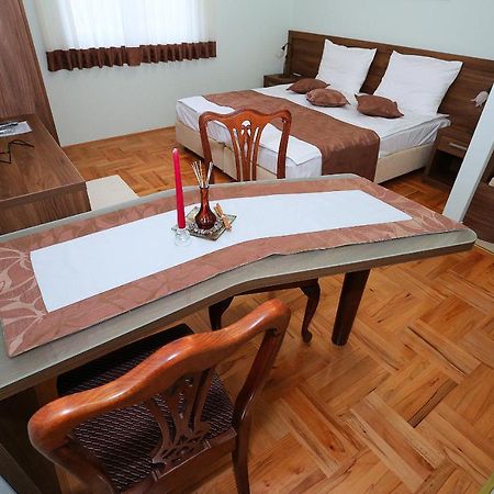 זאדאר Apartments Ivana - Iva מראה חיצוני תמונה