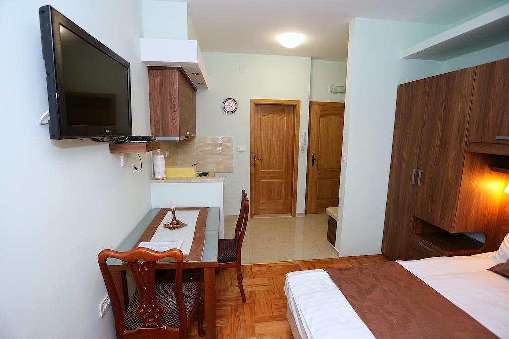 זאדאר Apartments Ivana - Iva מראה חיצוני תמונה