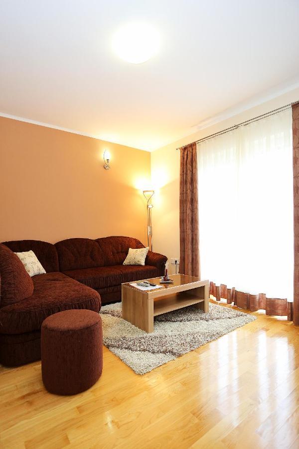 זאדאר Apartments Ivana - Iva מראה חיצוני תמונה